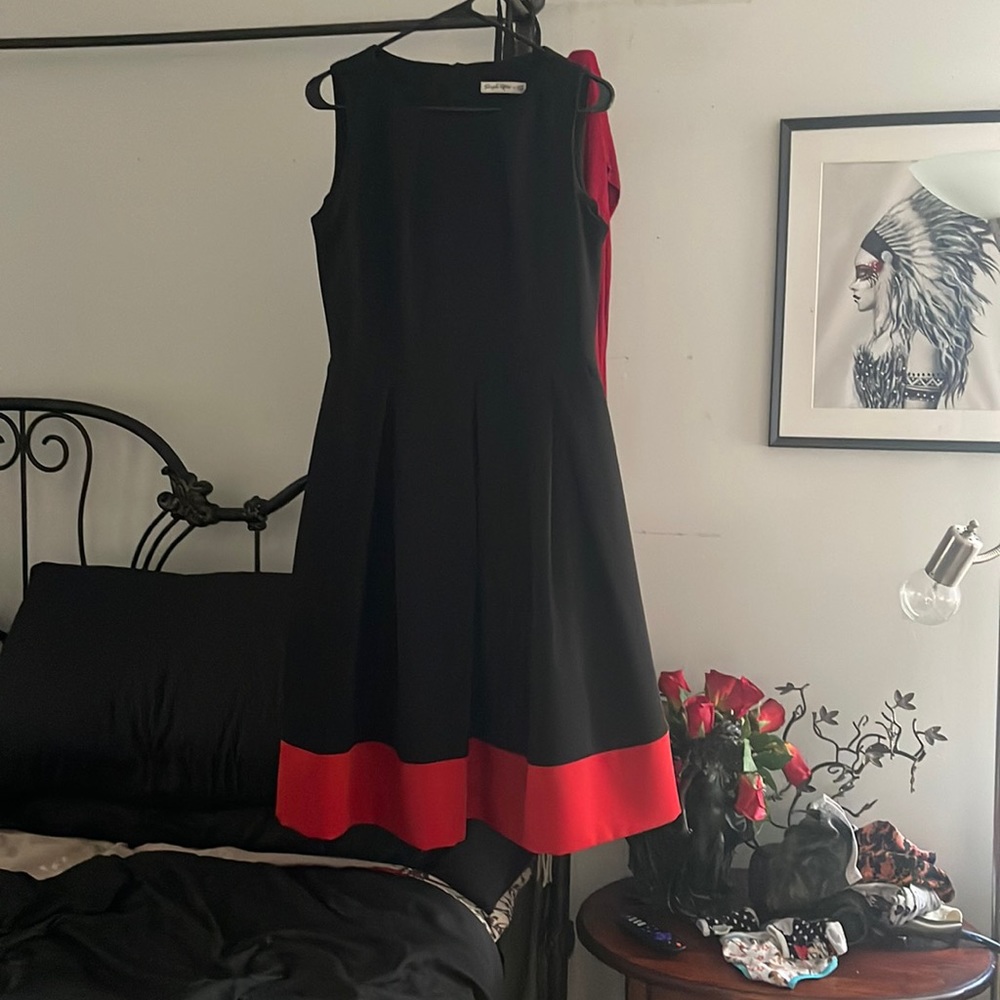 Size 16 Simply retro black and red dress
